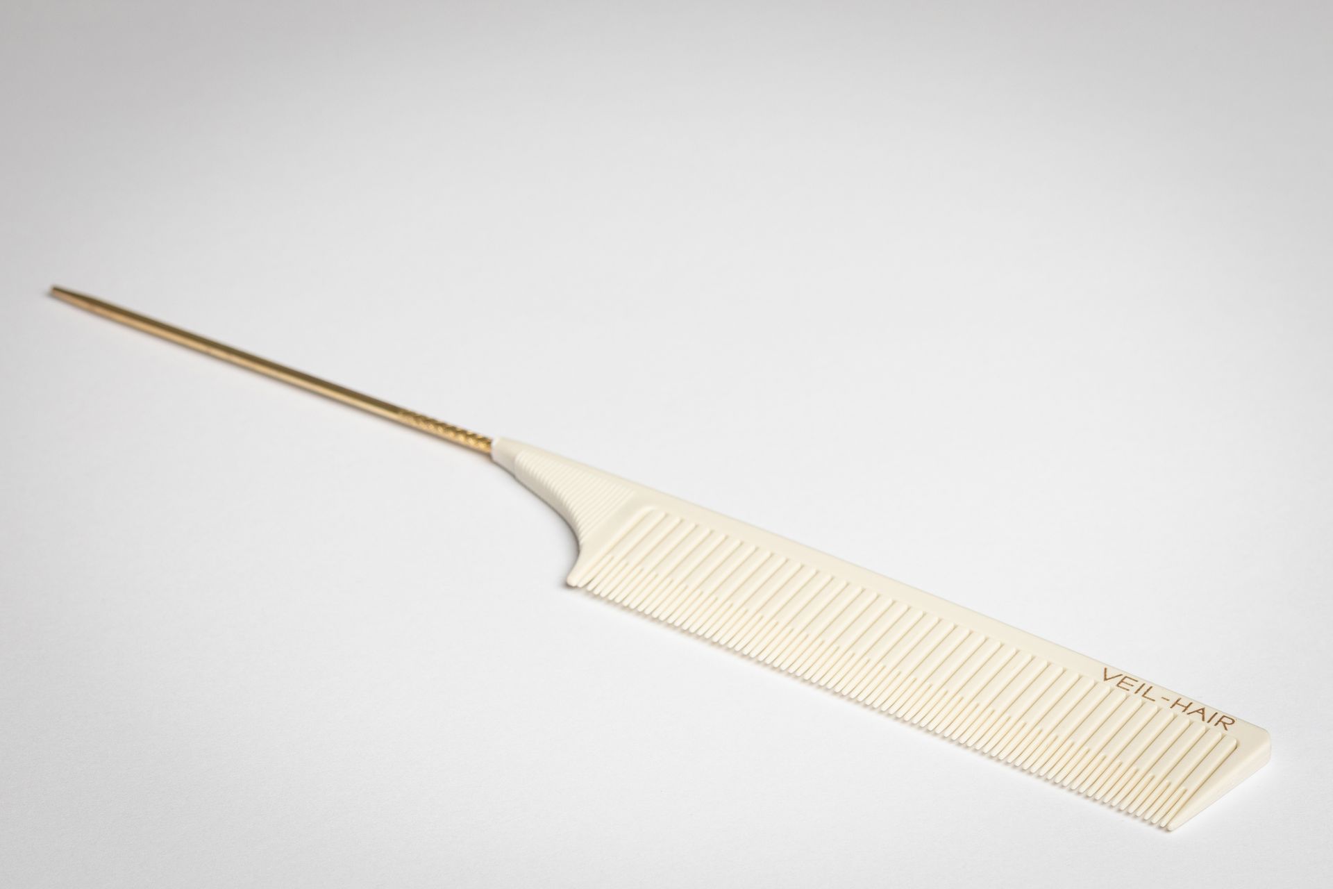 amj-combs-49